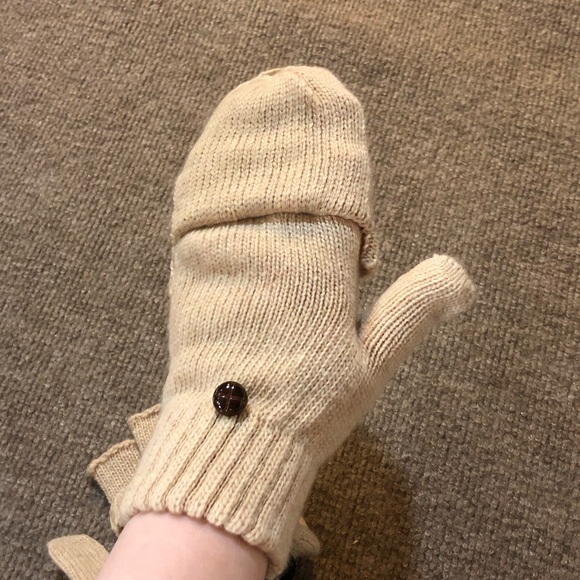 Fingerless Gloves - Picture 8 of 9